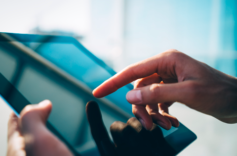 <span style="color: #ffffff;"><a style="color: #ffffff;font-size:1em;" href="/technologien/digitalisierung/">Digitalisierung</a></span>